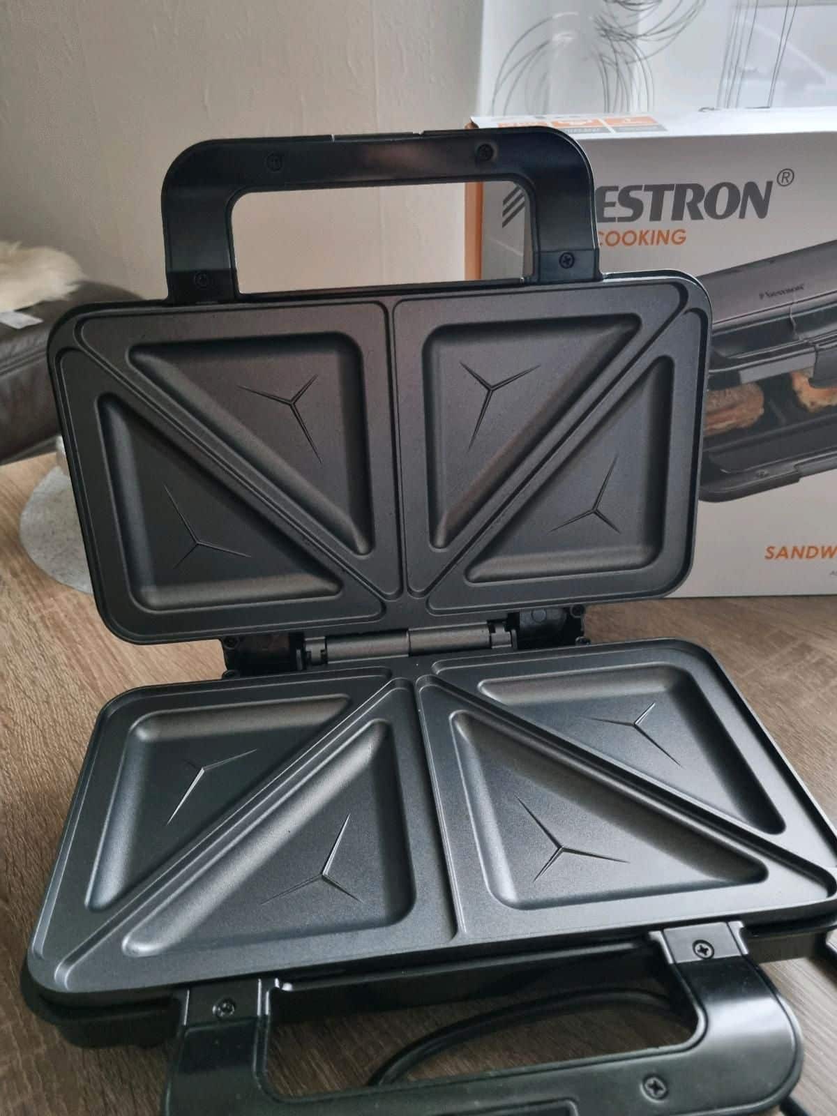 Bestron ASM90XLTG Sandwichmaker Test