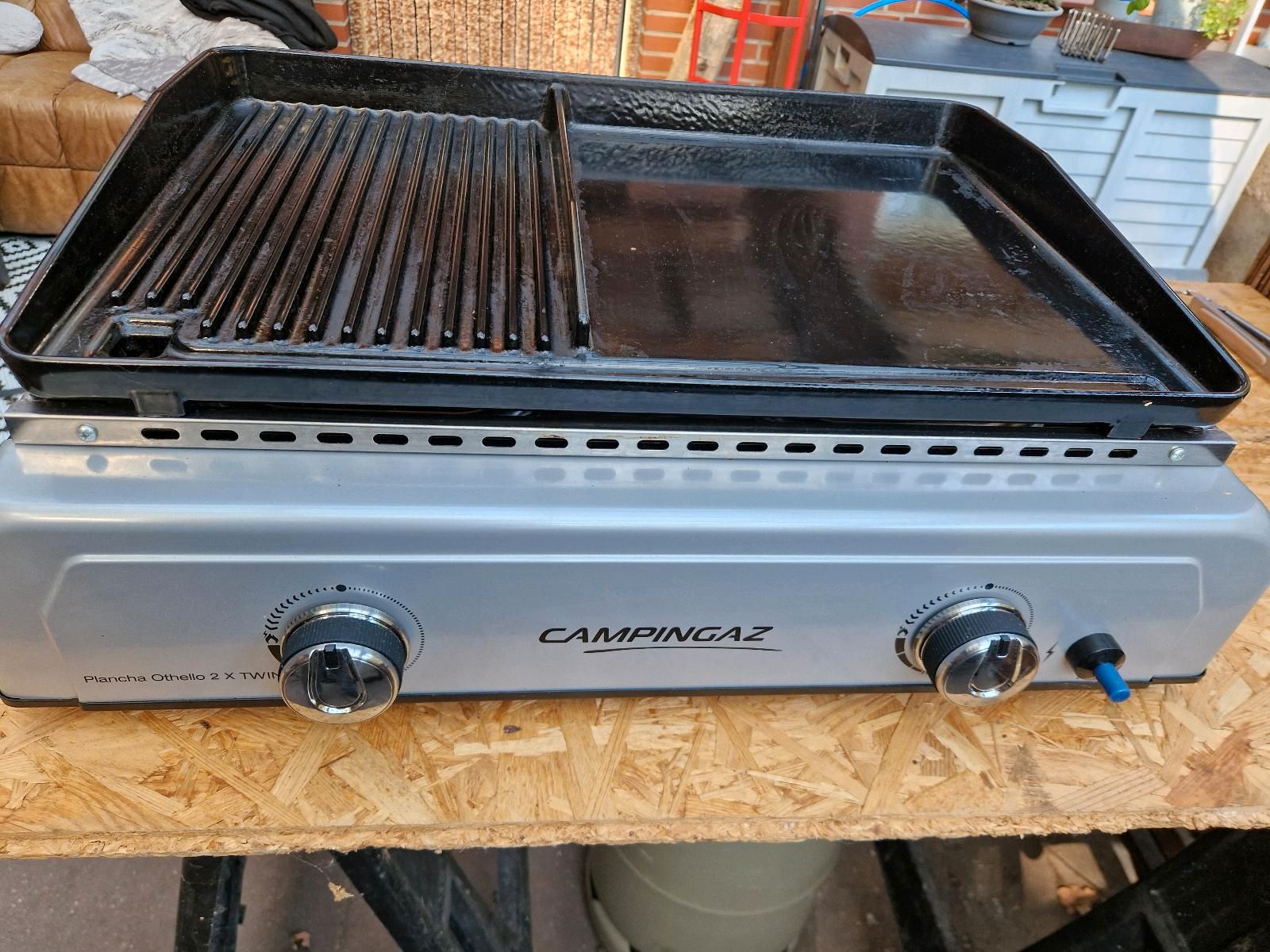 Campingaz Othello 2 X Twin Gas Tischgrill