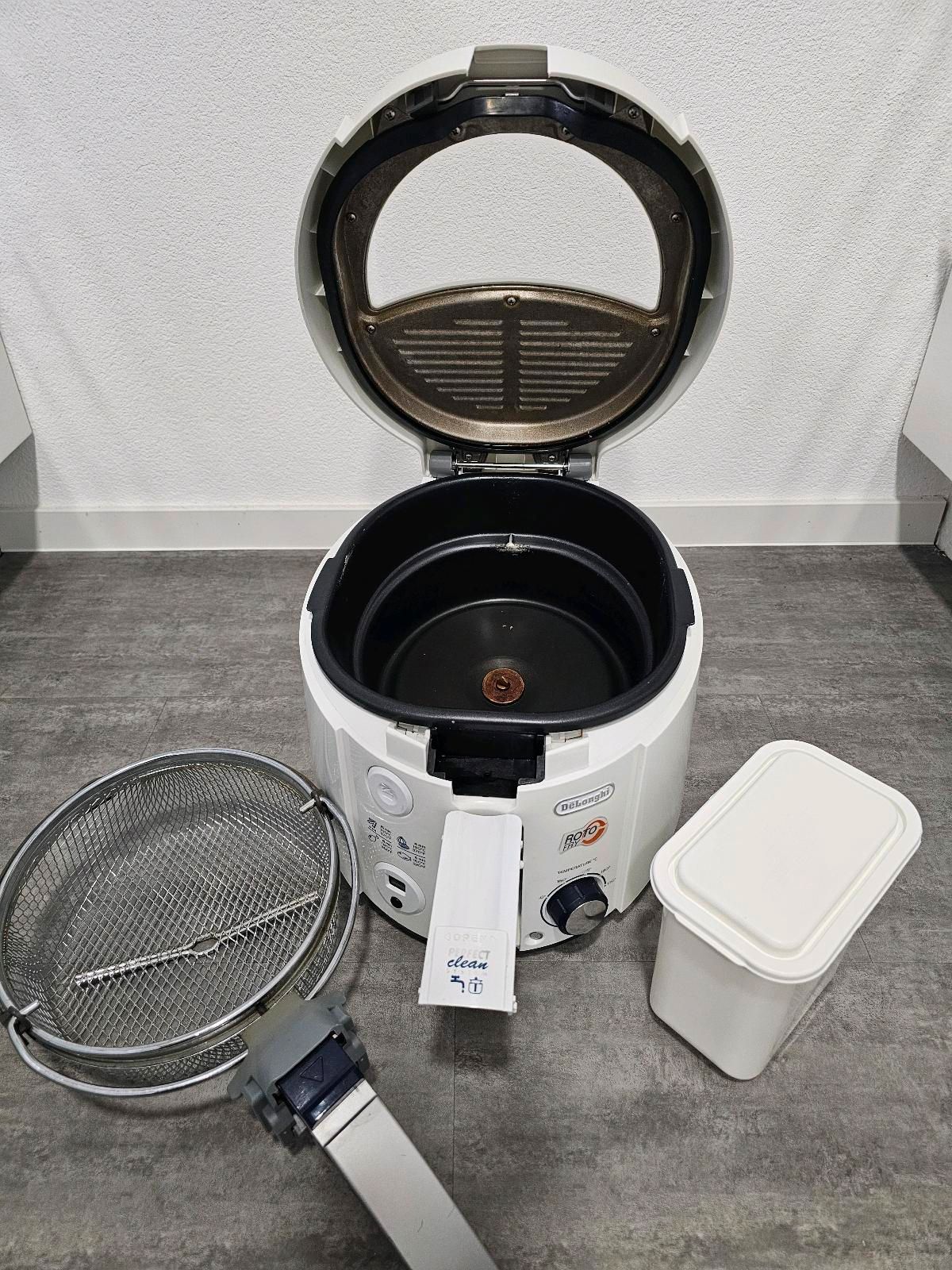 De'Longhi RotoFry F38436 Roto-Fritteuse Ausstattung