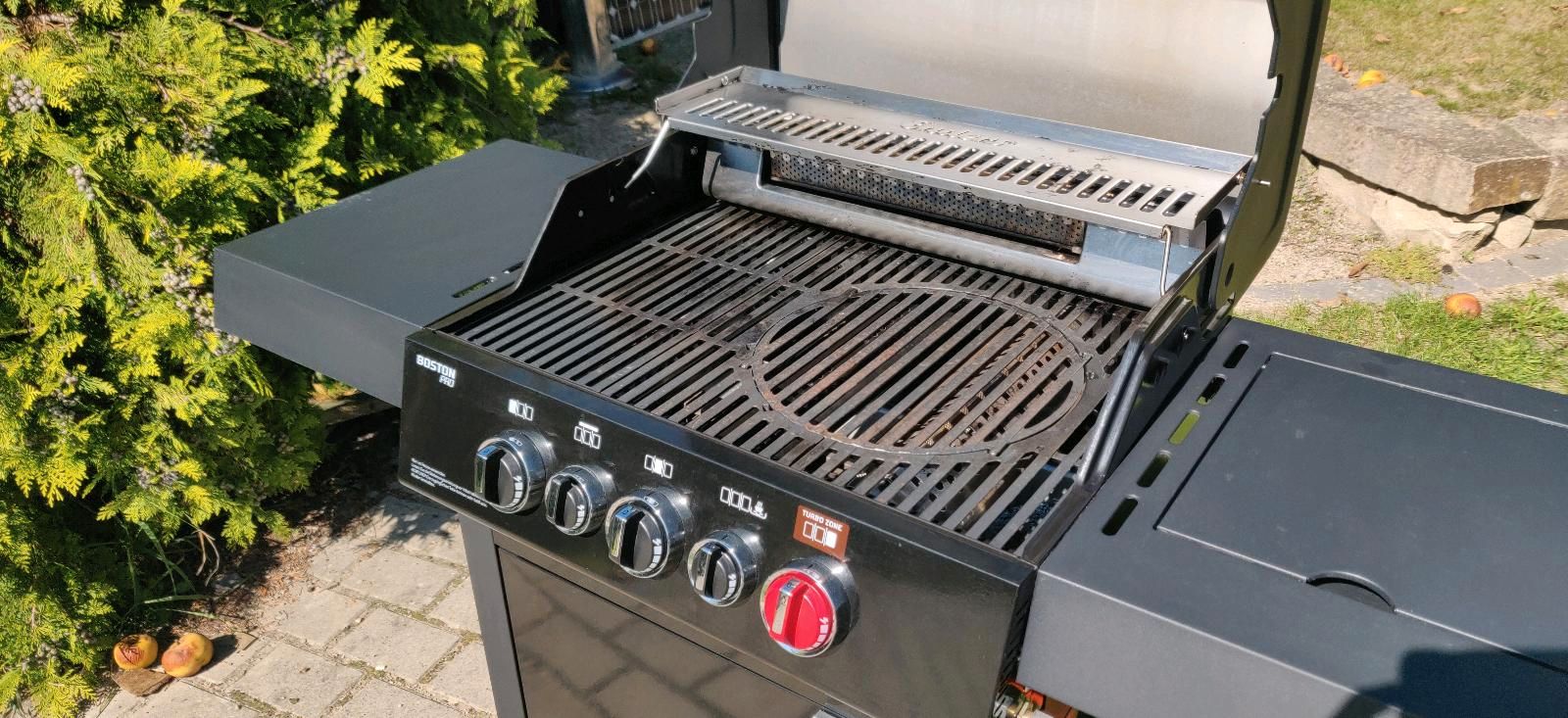 ENDERS Gasgrill Boston Black Pro 3 SIKR Turbo Grillrost