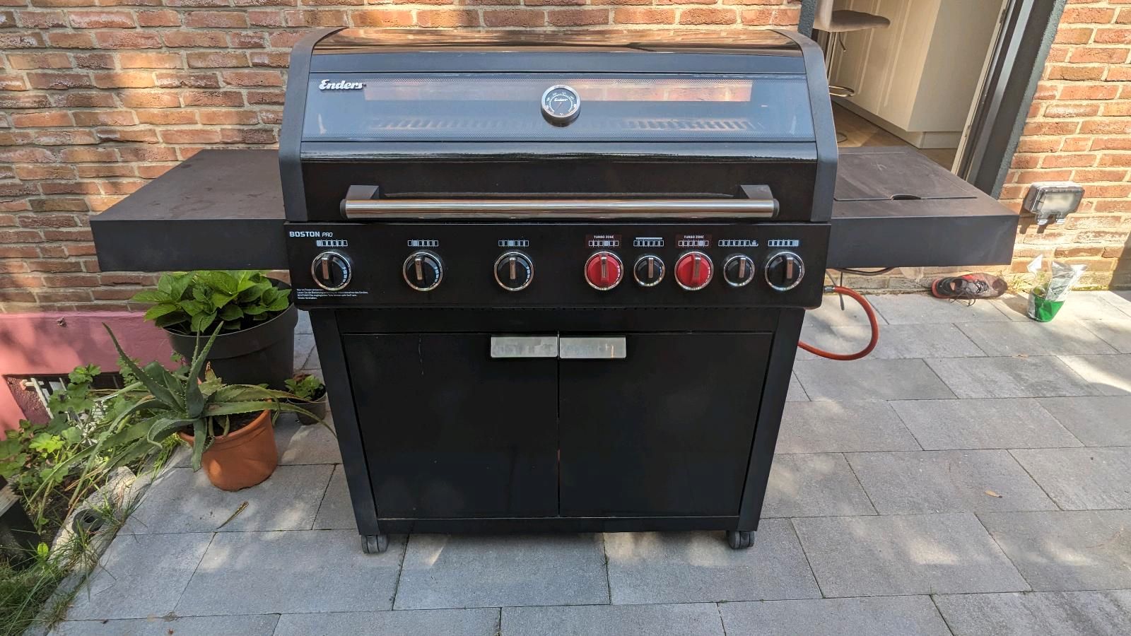 ENDERS Gasgrill Boston Black Pro 6 SIKR Turbo II