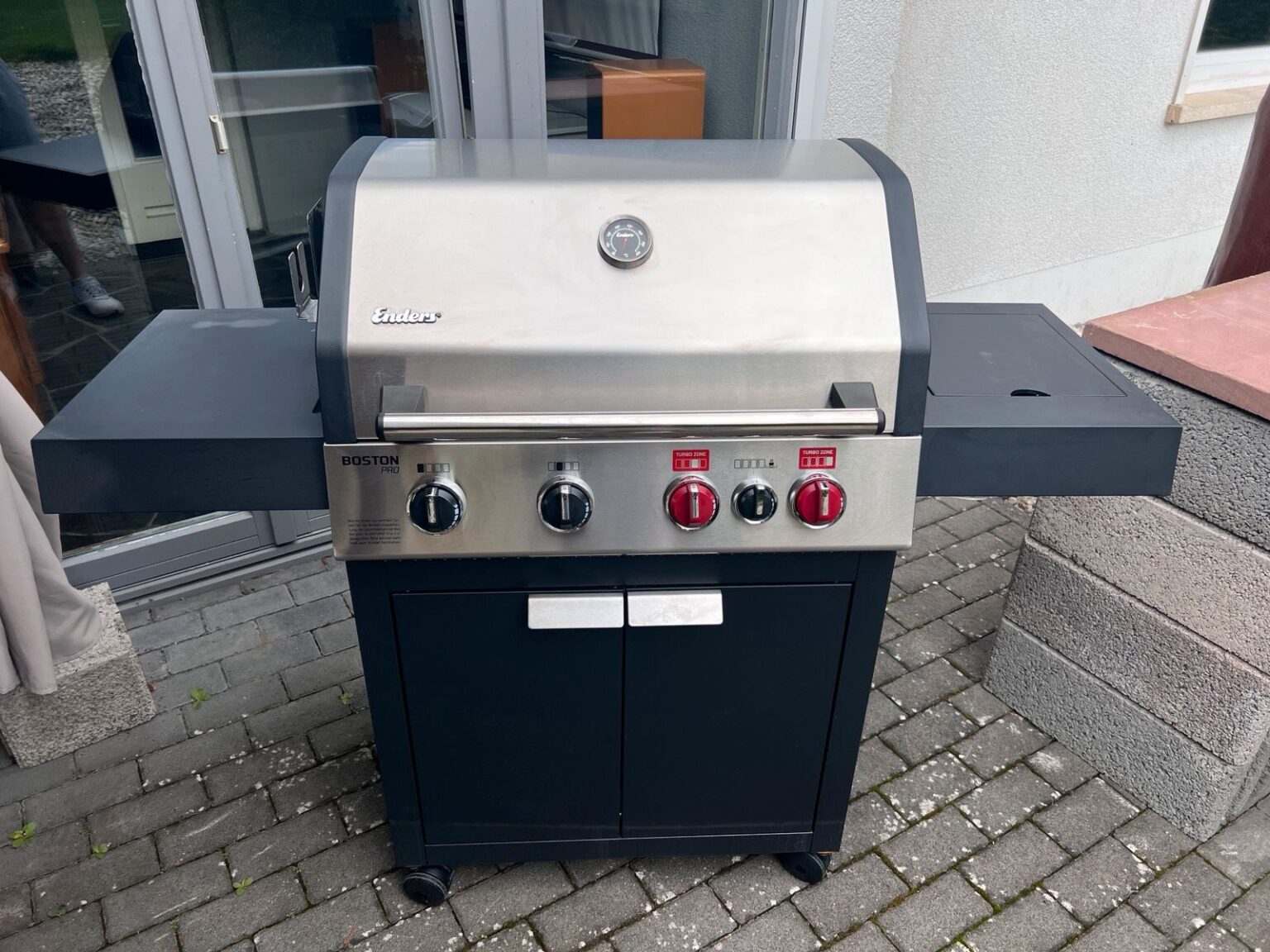 Enders Gasgrill Boston Pro 4 Kr Turbo Ii Aufbauanleitung ENDERS Gasgrill Boston Pro 4 KR Turbo II - EdelKüche