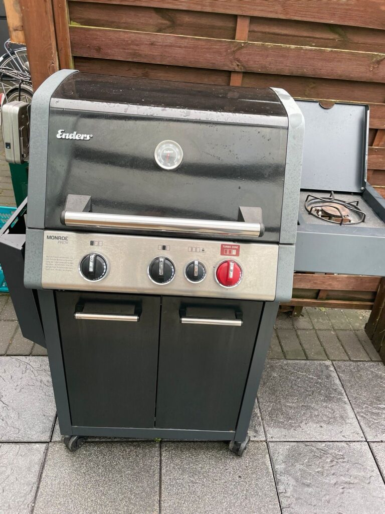Enders Gasgrill Monroe Black Prox 3 Kr Turbo ENDERS Gasgrill Monroe Black ProX 3 KR Turbo - EdelKüche