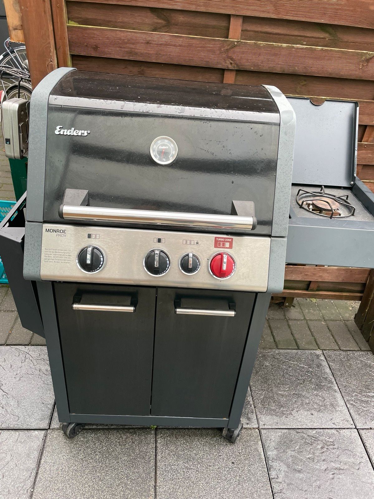 ENDERS Gasgrill Monroe Black ProX 3 KR Turbo