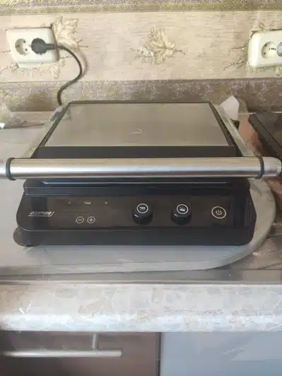 MPM MGR-11M Kontaktgrill.jpg