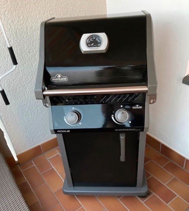 Napoleon Rogue 365 Gasgrill