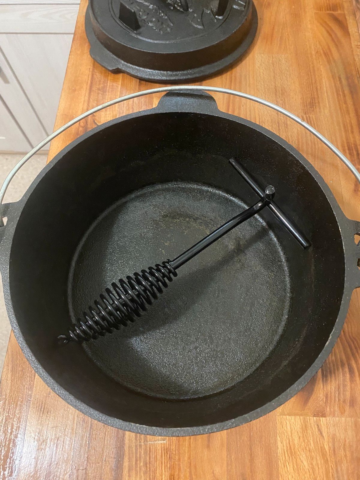 Overmont Dutch Oven