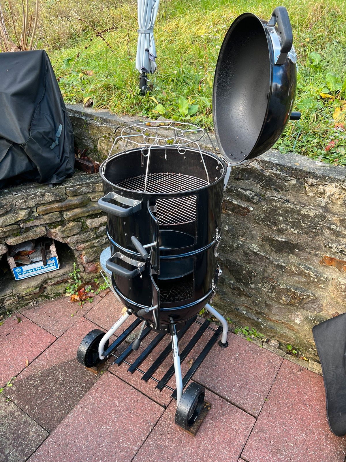 RÖSLE Smoker No.1 F50-S Kohlegrill