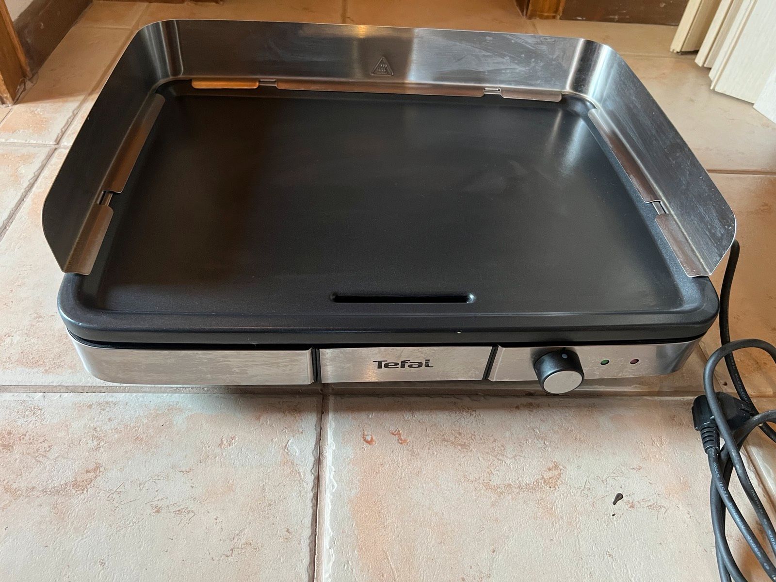 Tefal Maxi Plancha Elektro-Tischgrill CB690D