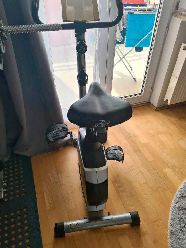 CRANE Heimtrainer Test