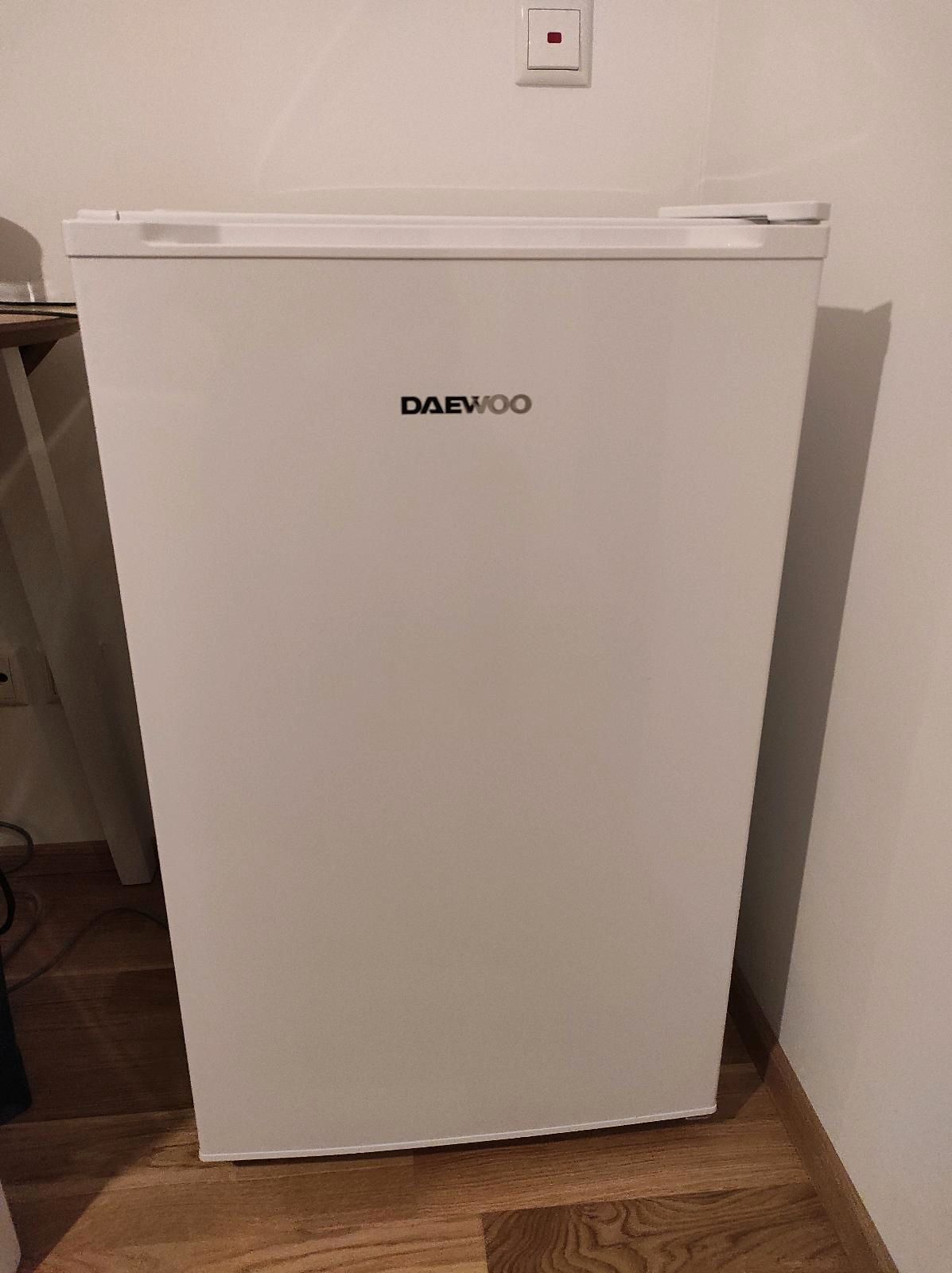 Daewoo Tischkühlschrank »FUS089FWT0DE«
