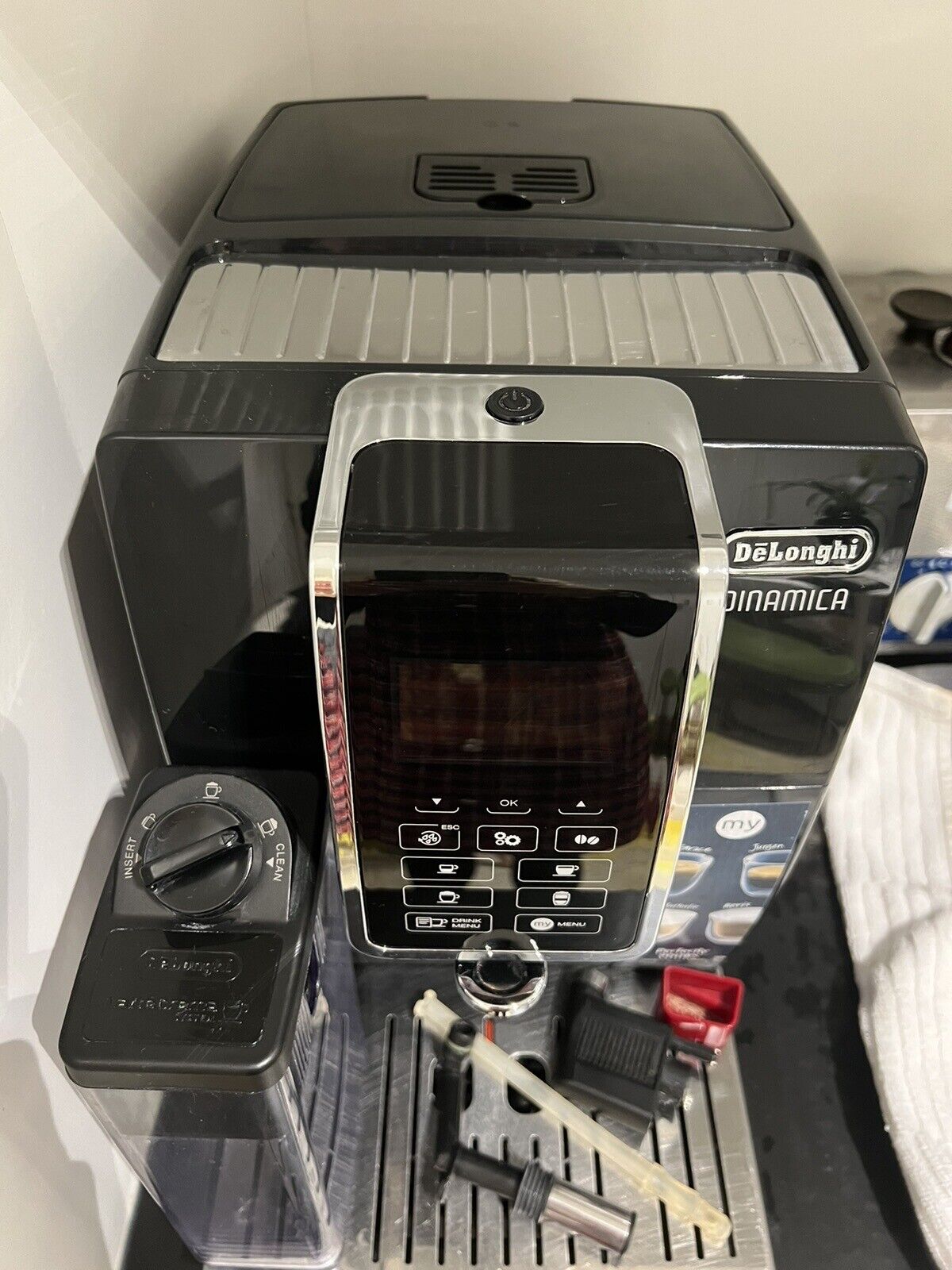 De'Longhi Dinamica Plus ECAM382.70.B Kaffeevollautomat Test
