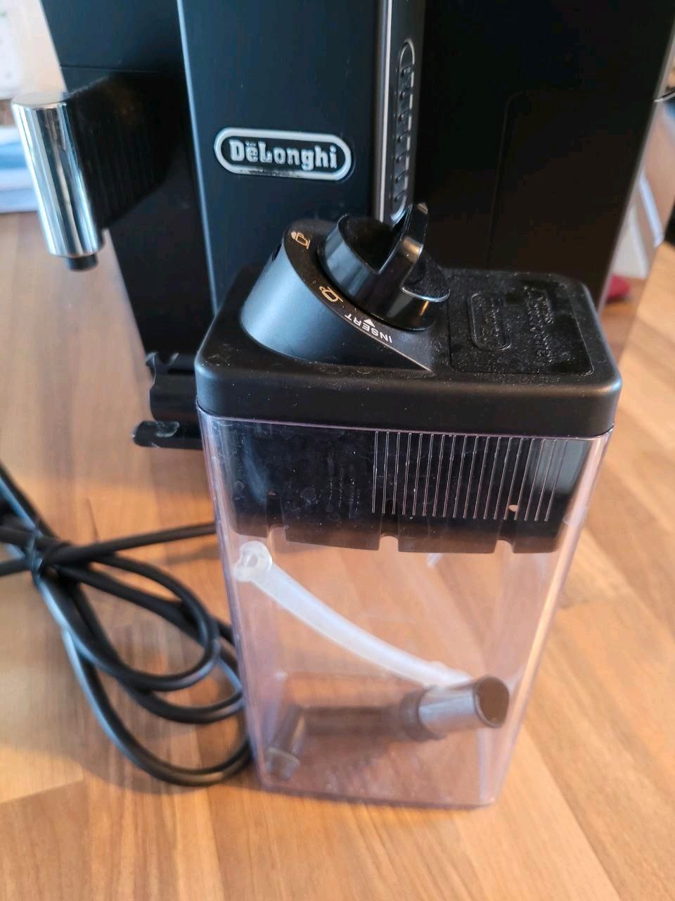 De’Longhi ECAM 44.666.B ELETTA Cappuccino Kaffeemaschine Qualität