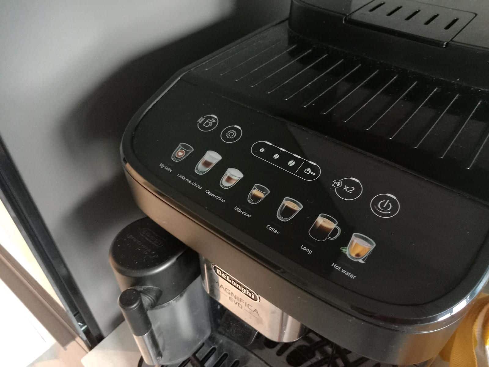 De’Longhi Magnifica Evo ECAM 292.81.B Kaffeevollautomat