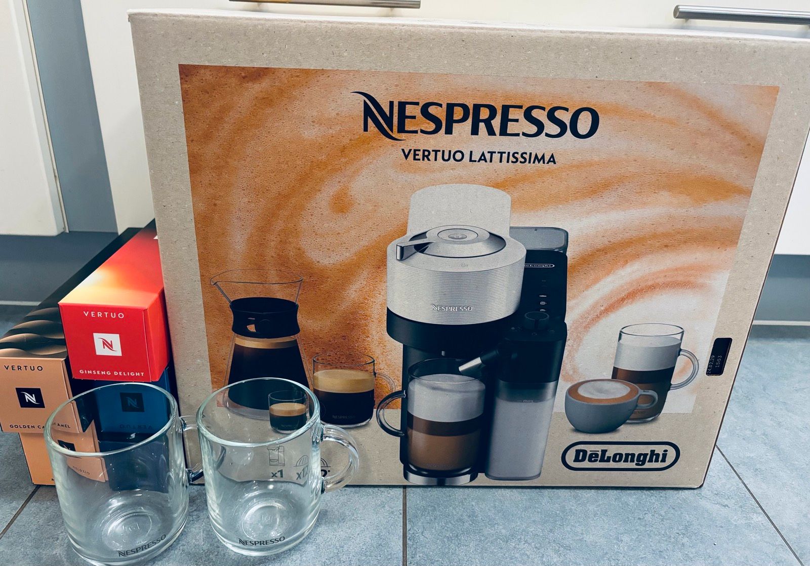 De'Longhi Nespresso Lattissima ENV300 Kaffeekapselmaschine Verpackung