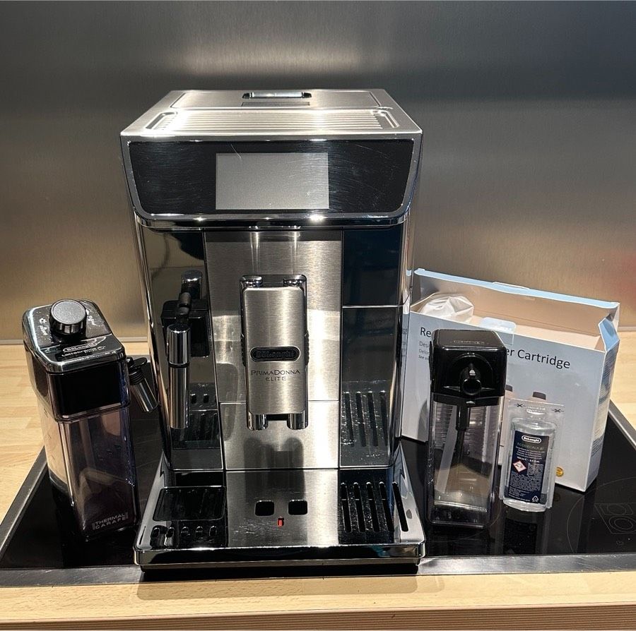 De Longhi Kaffeevollautomat Primadonna Elite Ecam 656.75 Ms De'Longhi PrimaDonna Elite ECAM 656.75.MS Kaffeevollautomat - EdelKüche