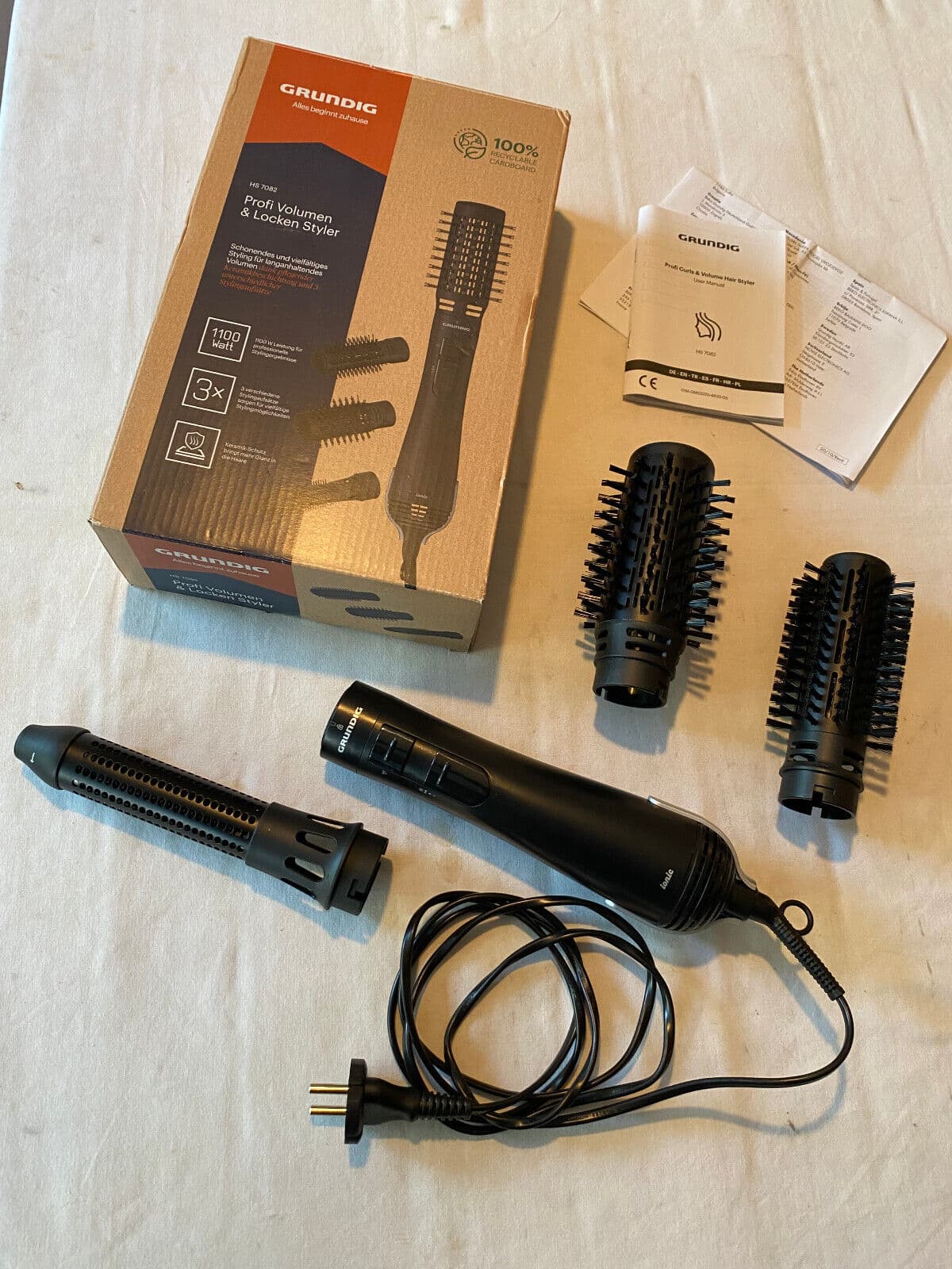 GRUNDIG Volumen- und Lockenstyler »HS 7082«