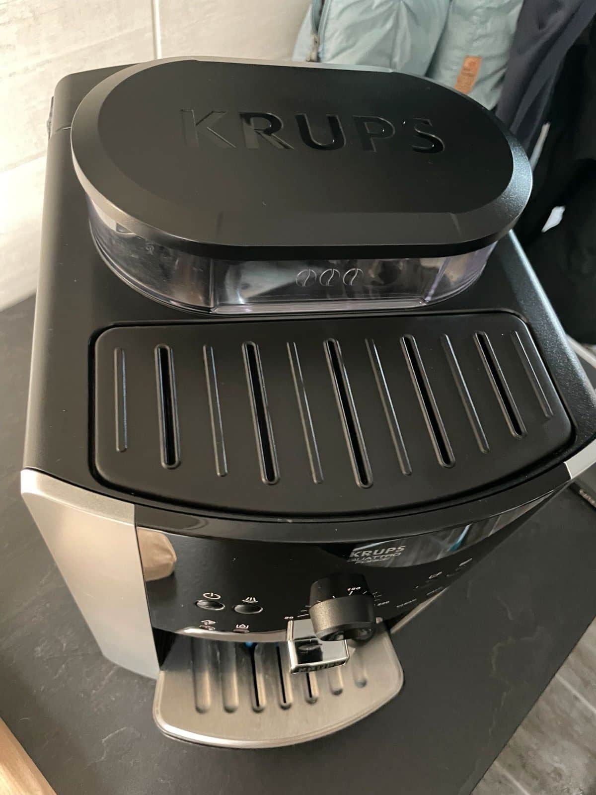 Krups EA8110 Arabica Quattro Force Kaffeevollautomat Test