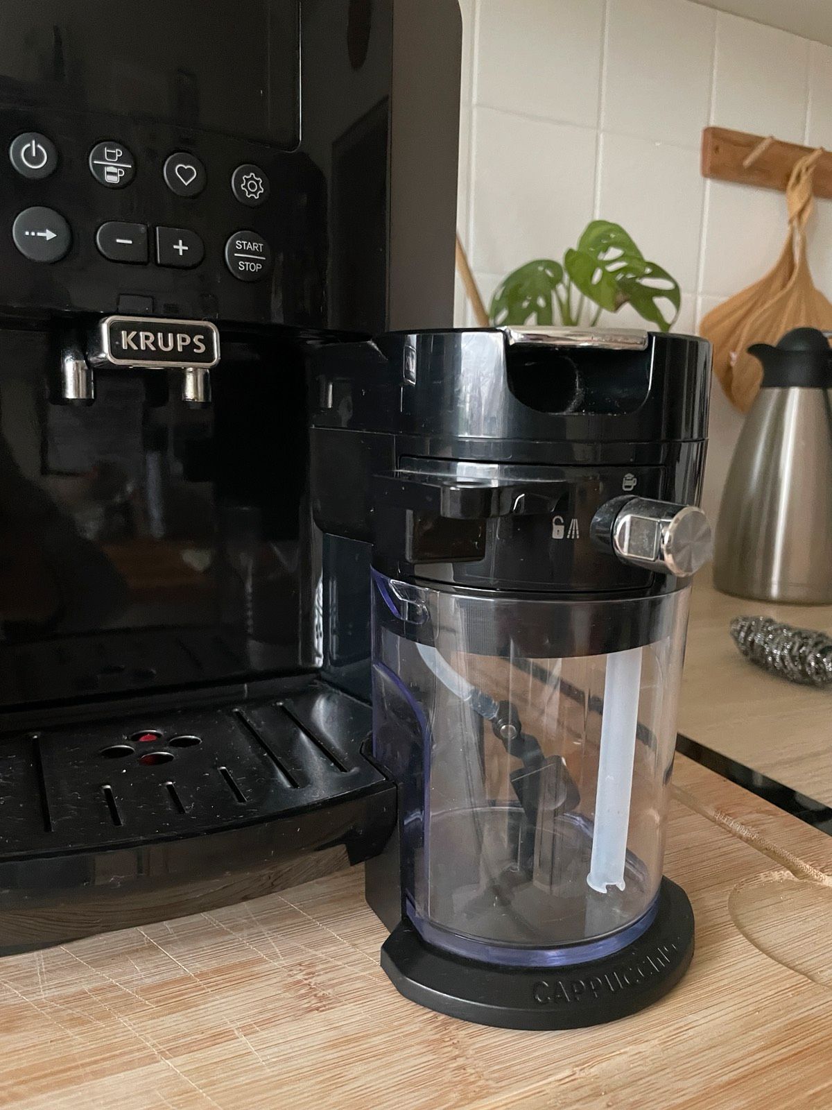 Krups EA819E Arabica Latte Quattro Force Kaffeevollautomat Test
