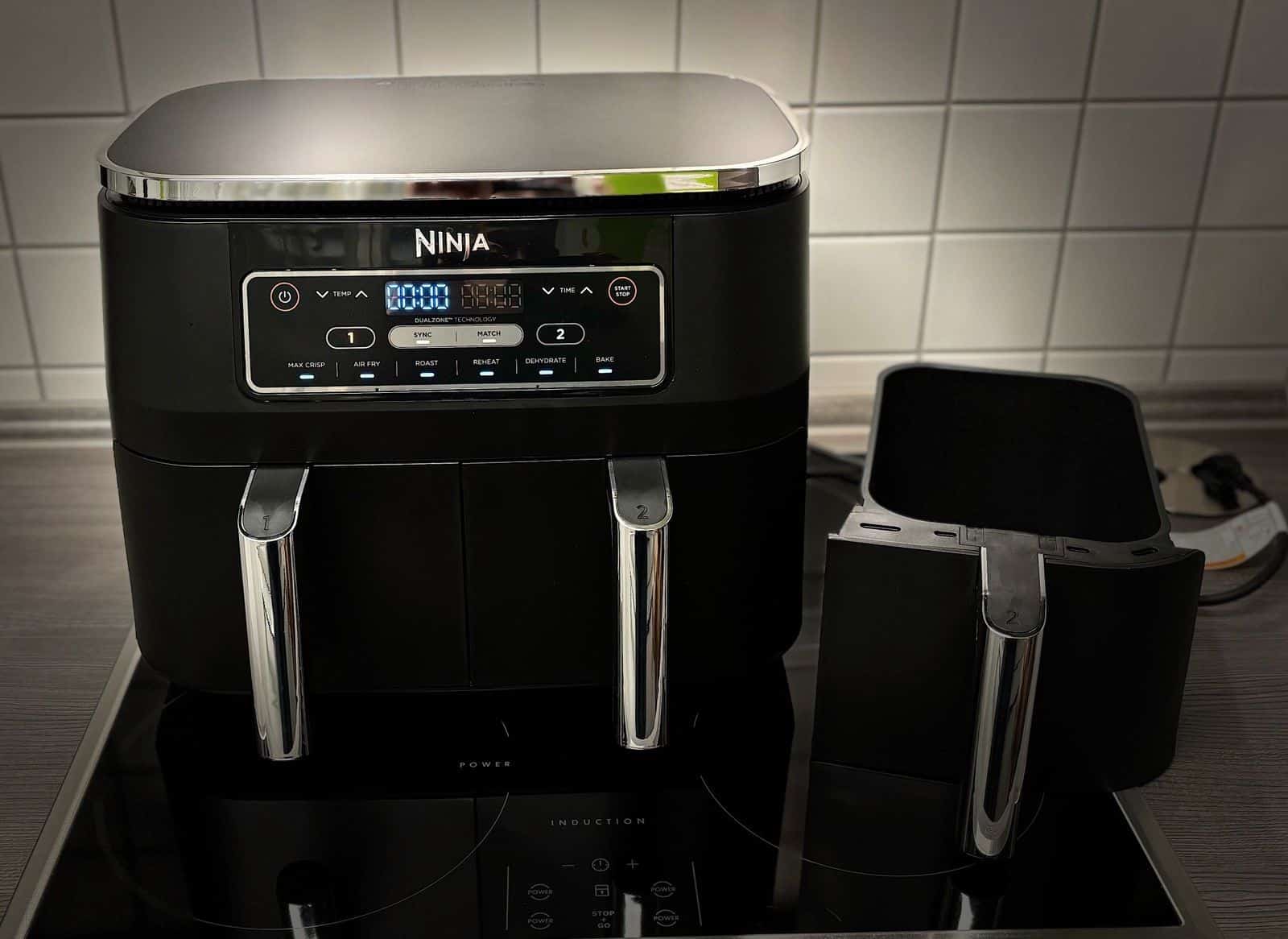 Ninja Foodi Dual Zone AF300EU Heißluftfritteuse