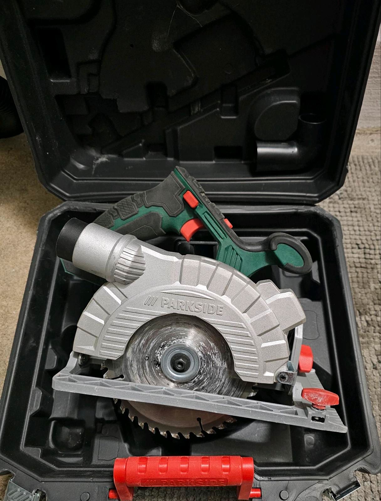 PARKSIDE® 20 V Akku-Handkreissäge »PHKSA 20 Li B3« Test
