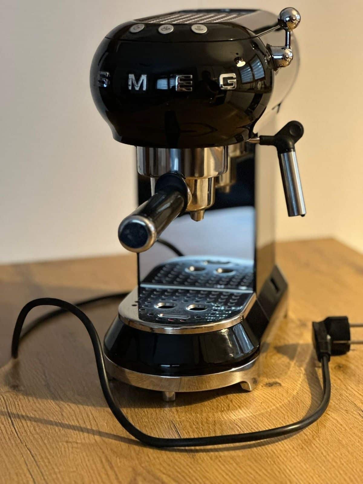 SMEG ECF02BLEU Espresso-Kaffeemaschine - EdelKüche