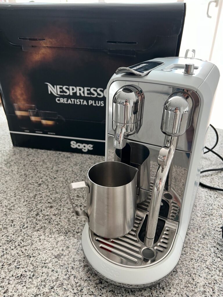Nespresso Creatista Plus - Máquina de café expreso de Breville, acer