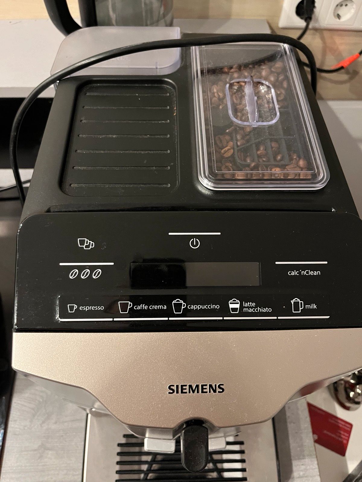 Kaffeevollautomat - »EQ300 TF303E08« EdelKüche Siemens