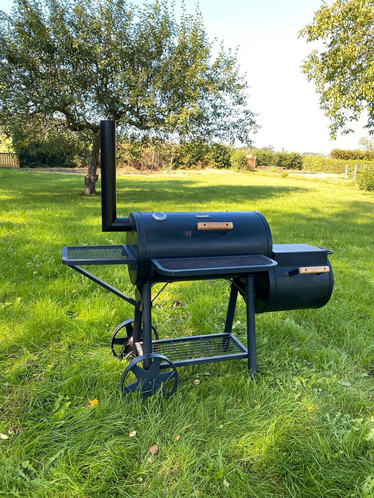 TAINO YUMA Pro XXL Smoker 110kg - Massiver Räucherofen Holzkohle