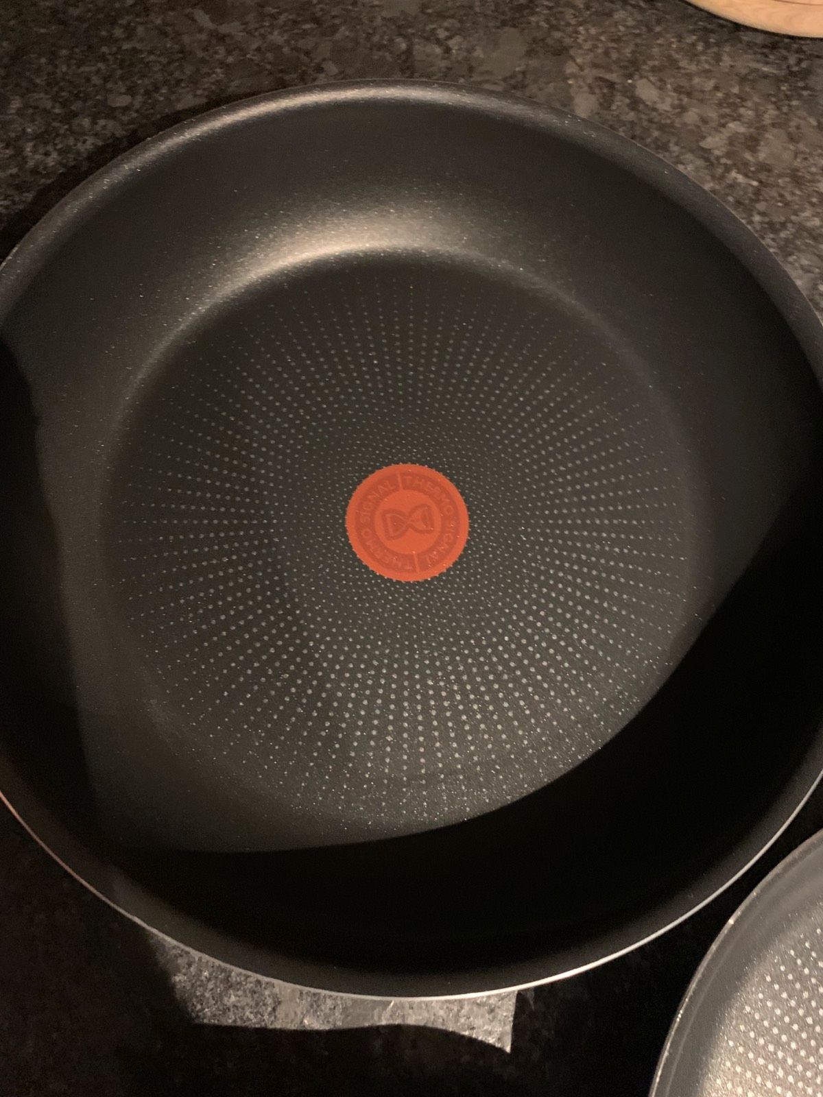 Tefal Resist Essential Pfanne »C3940432« Test