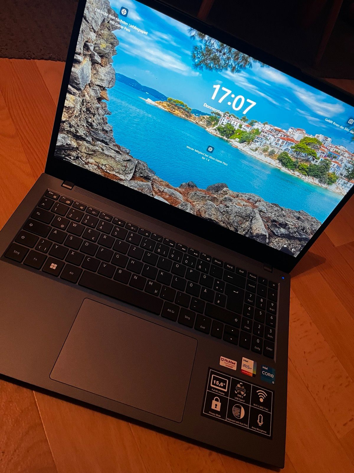 MEDION 15.6 Zoll Notebook E15423 (MD64160) Test