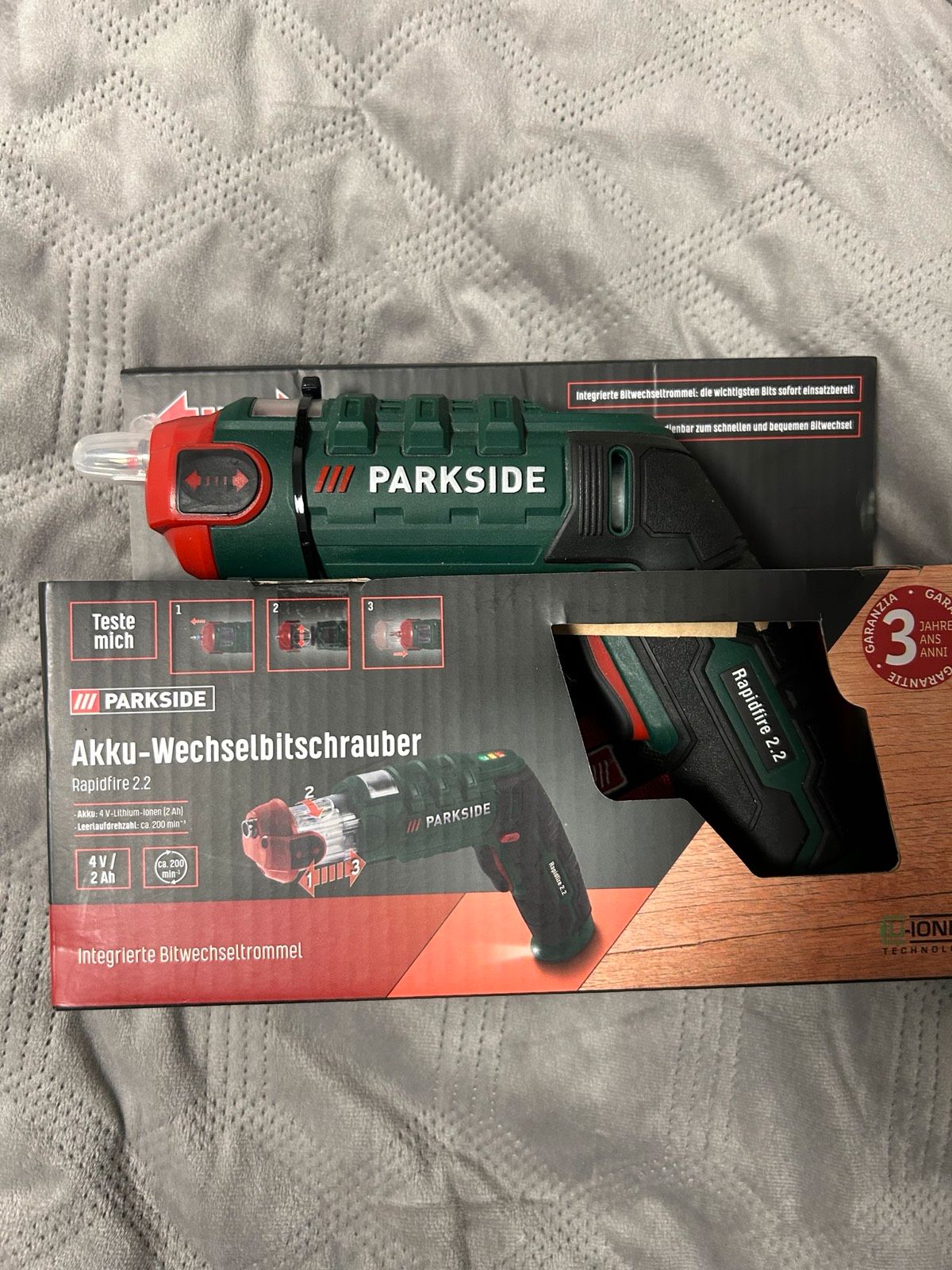 PARKSIDE® 4 V Akku-Wechselbitschrauber »Rapidfire 2.2«