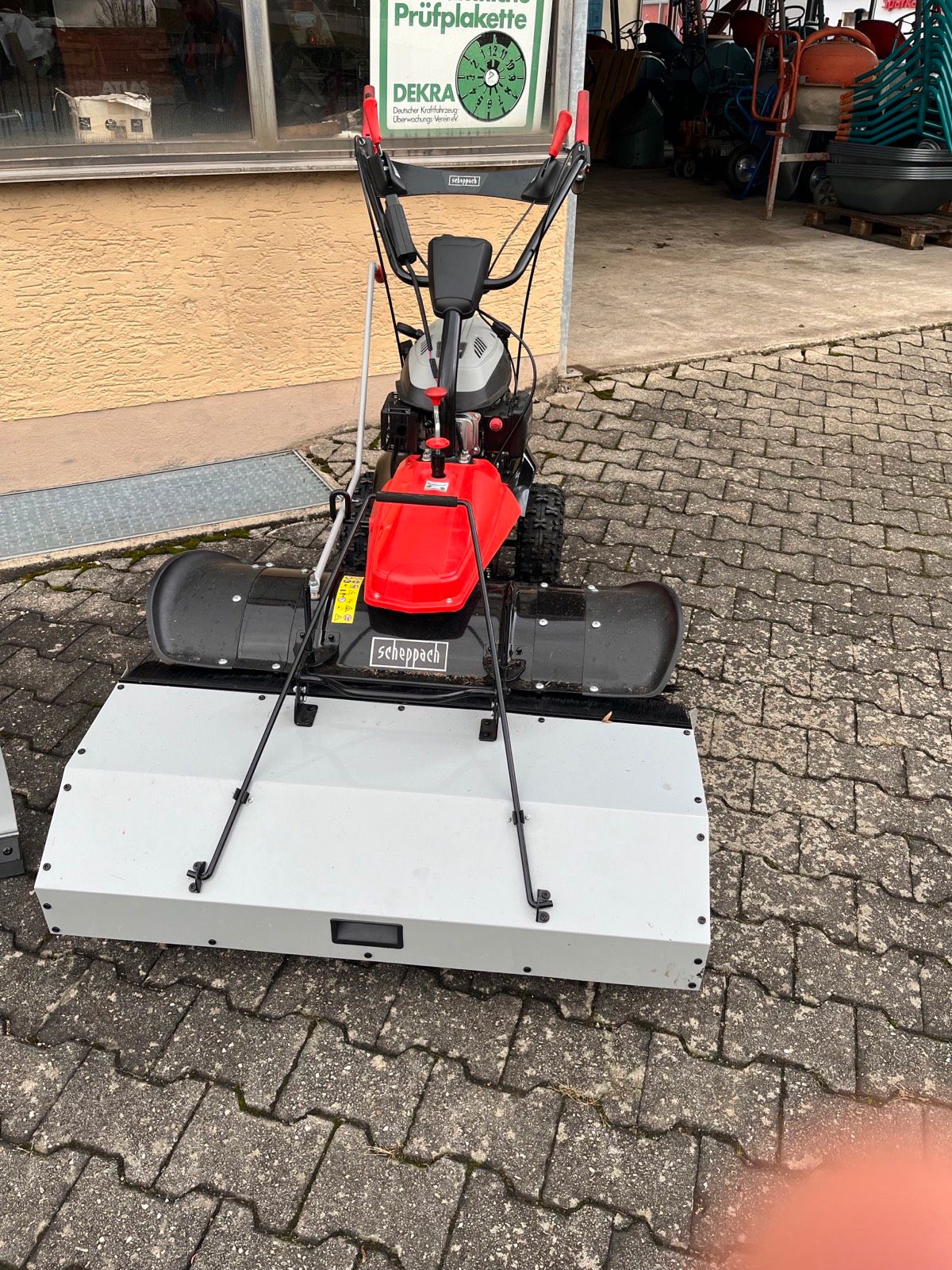 SCHEPPACH Kehrmaschine SC2200PE Test
