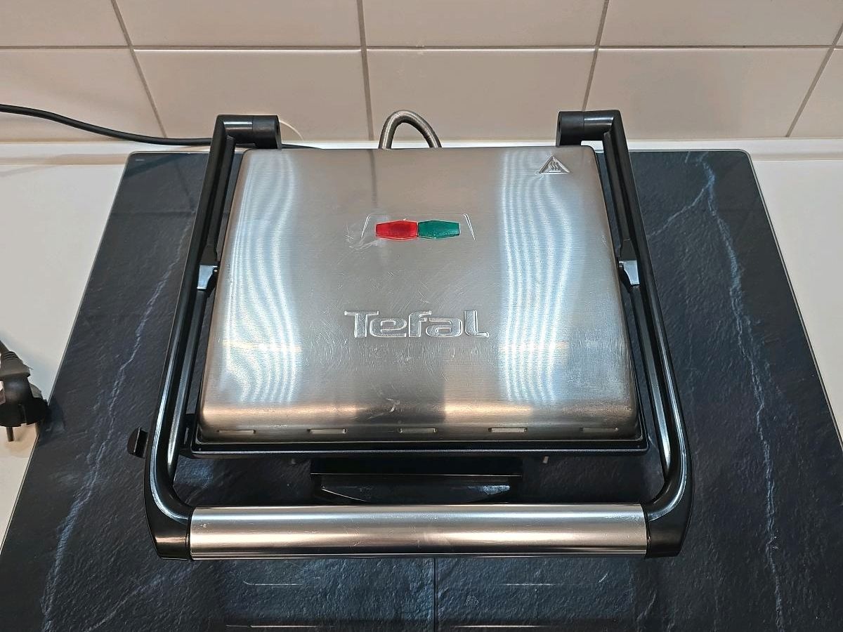 TEFAL Kontaktgrill Inicio »GC241D«
