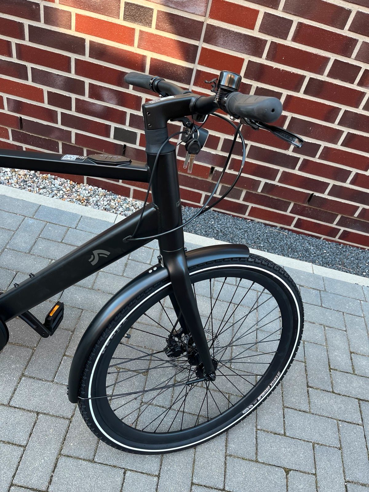 CRIVIT Urban E-Bike X.2 All Black Qualität