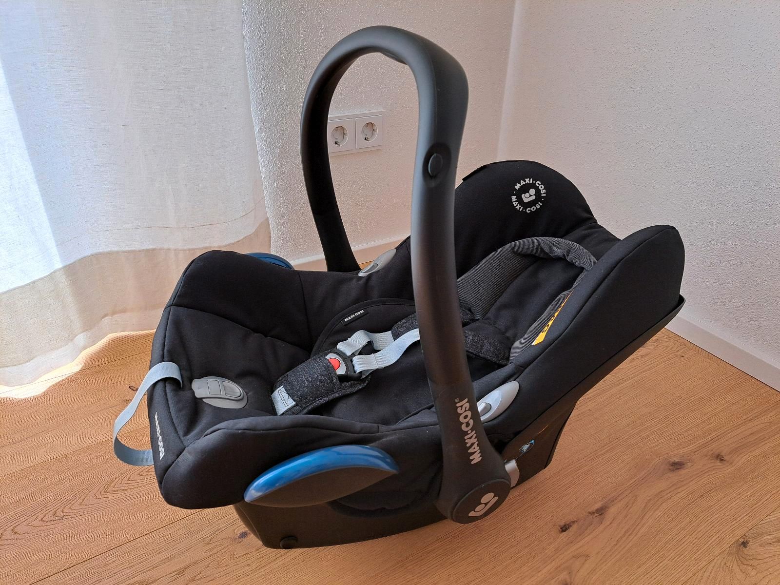 MAXI-COSI Babyschale CabrioFix R44 Qualität