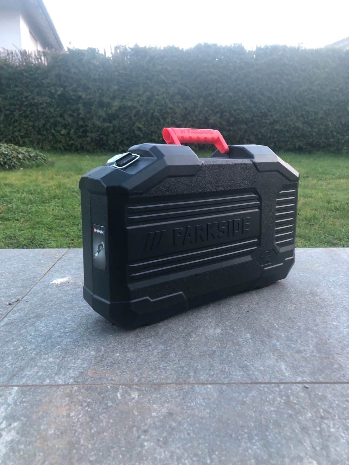 PARKSIDE® 20 V Akku-Astsäge »PASA 20-Li C2« Test
