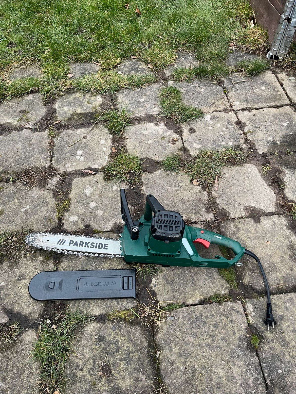 PARKSIDE® Elektro-Kettensäge »PKS 1600 C2« Test