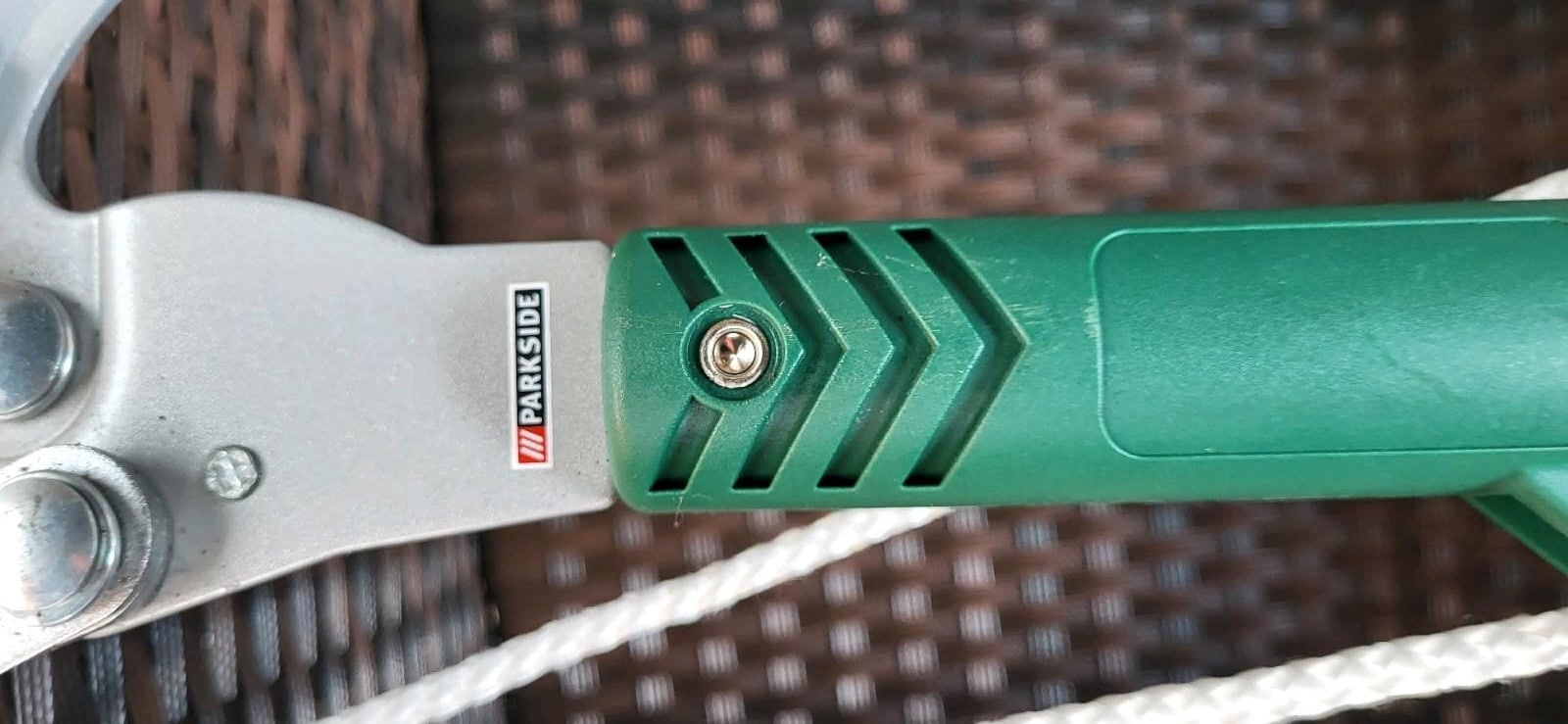 PARKSIDE® Teleskop-Baumschere mit Säge Test