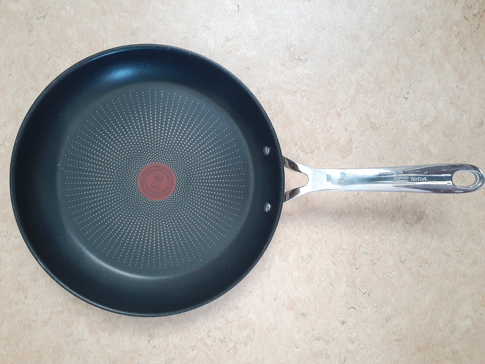 Tefal Keramikpfanne Ø 28 cm mit Thermokunststoff-Griff
