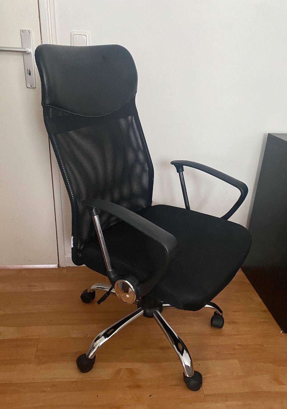 HOME CREATION Chefsessel Test