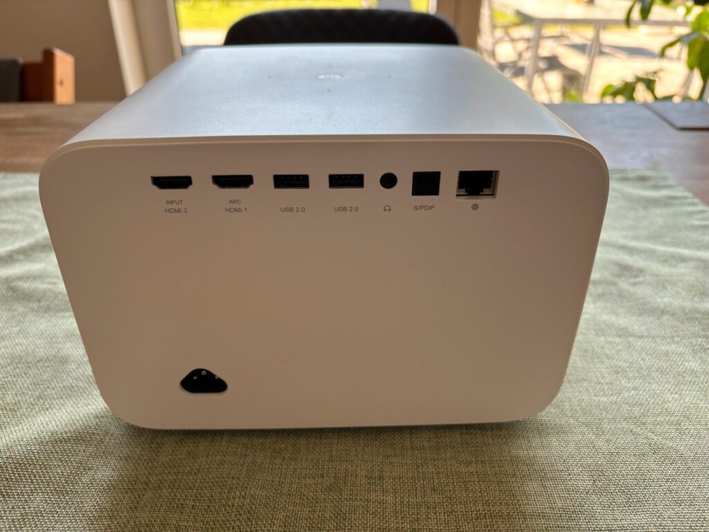 XIAOMI Mi Smart Projector 2 Test