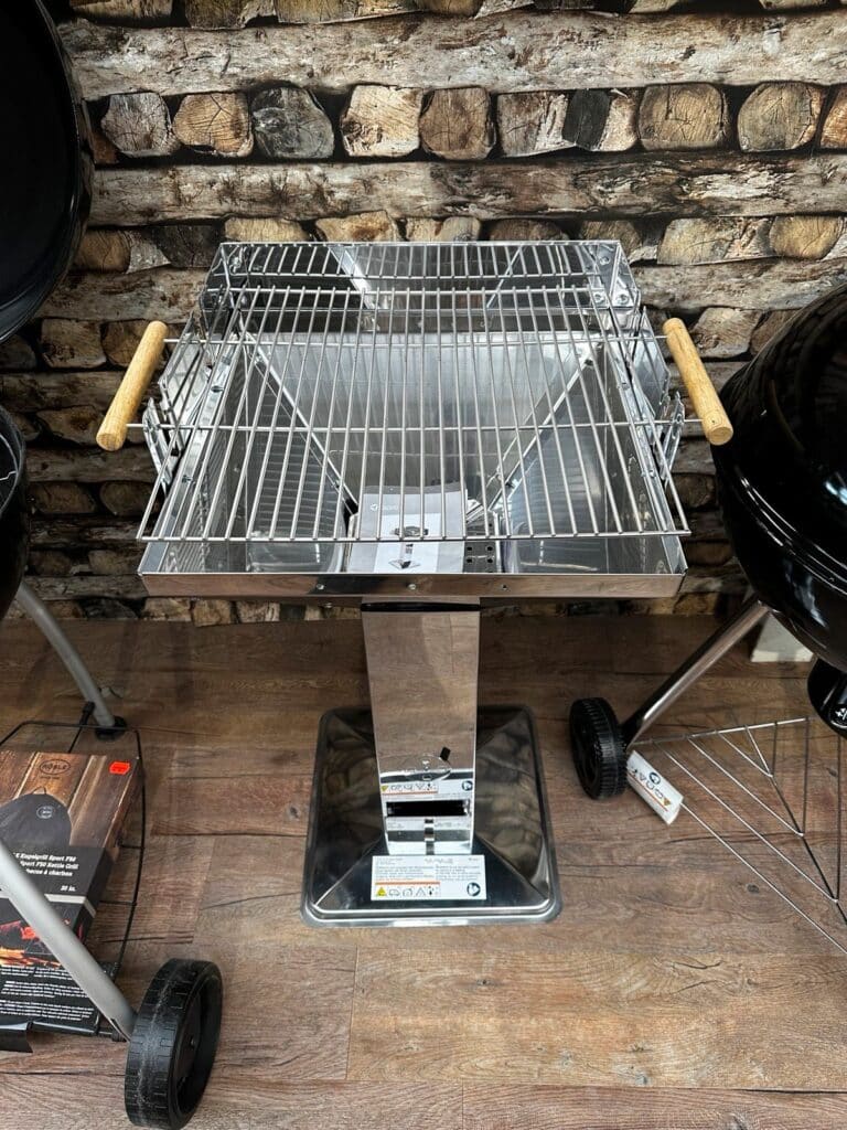 TEPRO Edelstahl-Trichtergrill Vista Holzgriffe