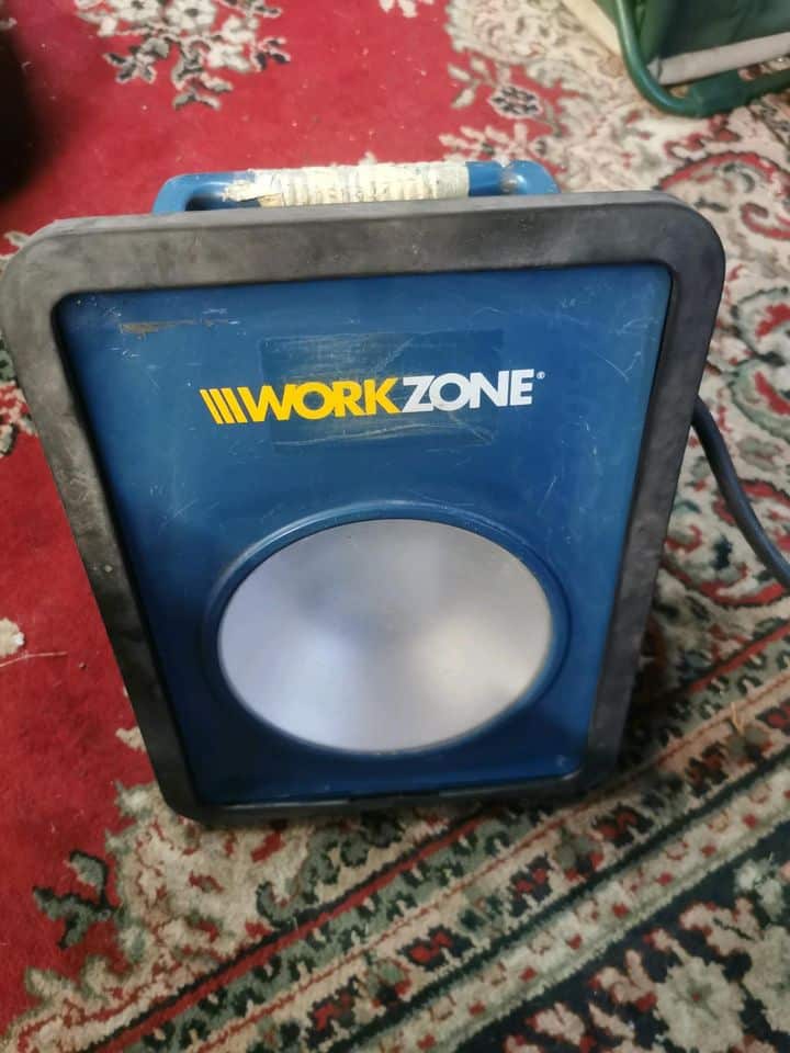 WORKZONE LED-Arbeitsstrahler im Test